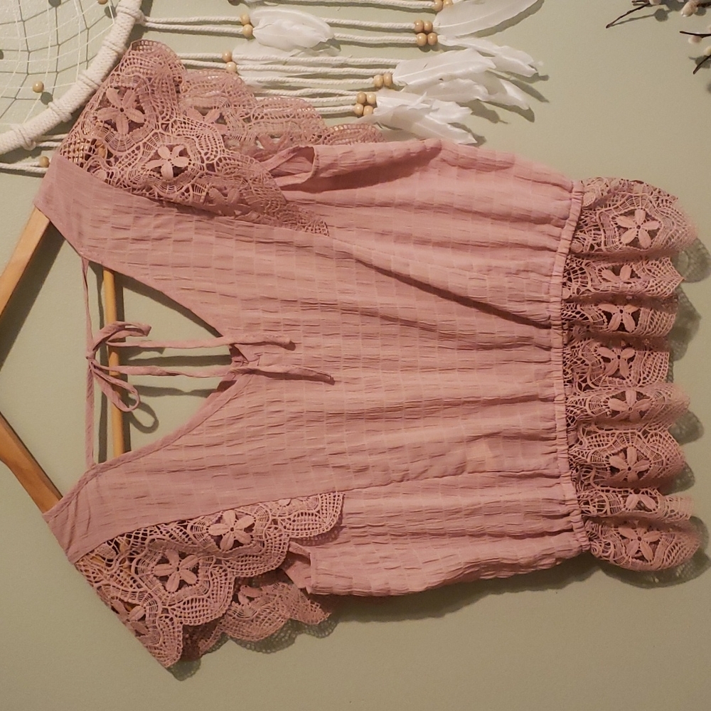 Summer top - Picture 3 of 3